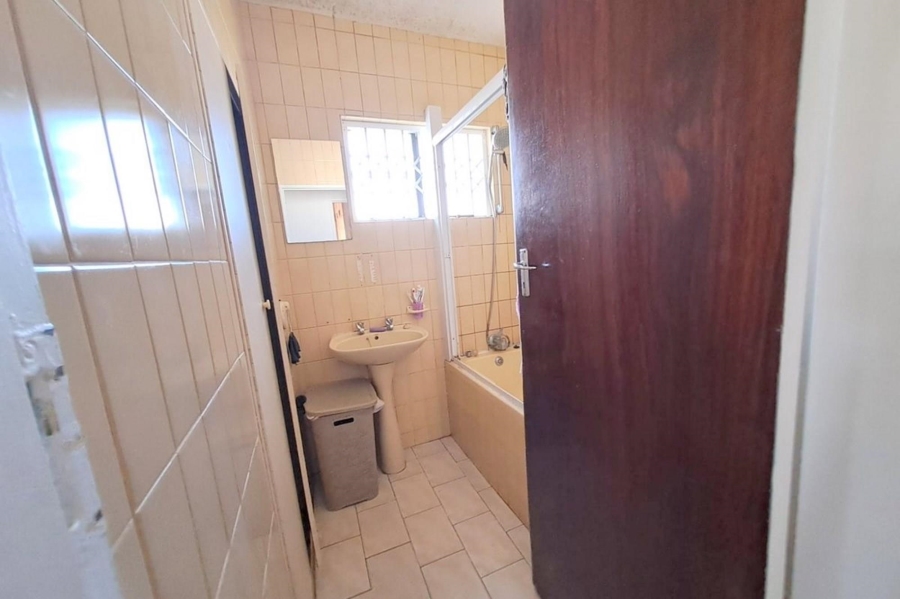 3 Bedroom Property for Sale in Kabega Park Eastern Cape